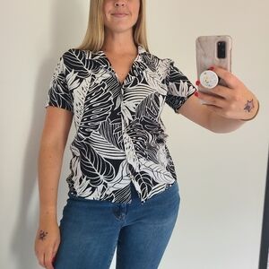 Grace Black and White Leaf Print Women's Top